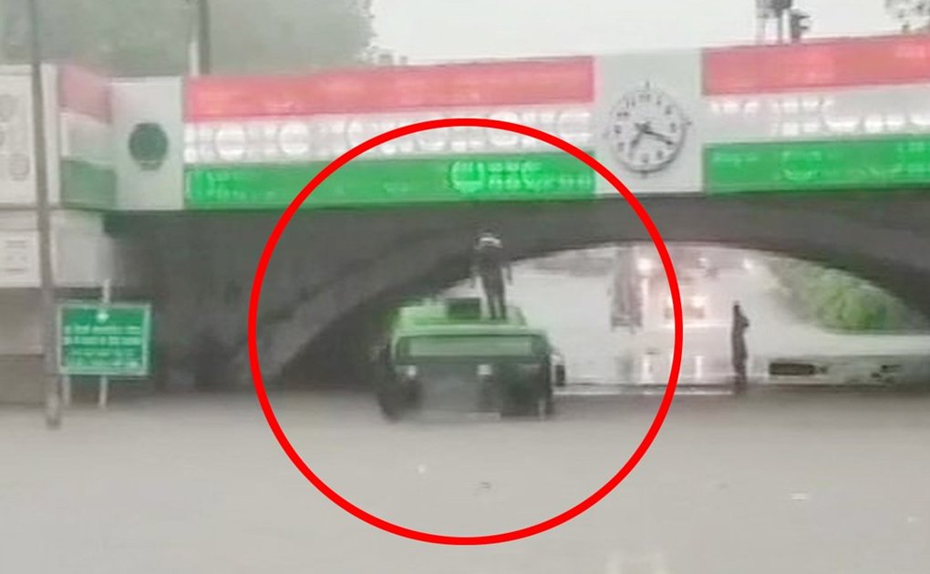 Heavy Rain Floods Roads In Delhi, Nearby Areas