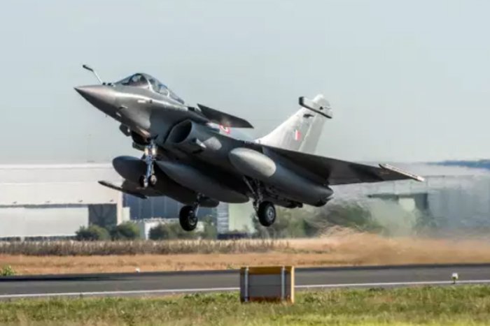 Three new Rafale jets to fly non-stop from France to India