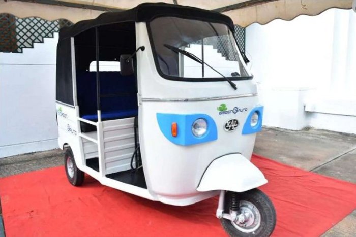 Draw of lots for over 4,000 e-auto permits in Delhi; 1/3rd reserved for women