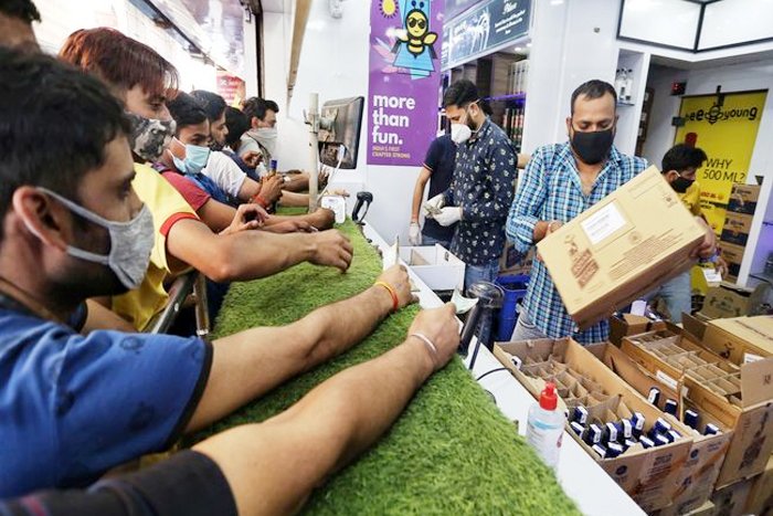 Delhi Private Liquor Shops To Close From Today, 300 Govt Vends To Take Over Sale